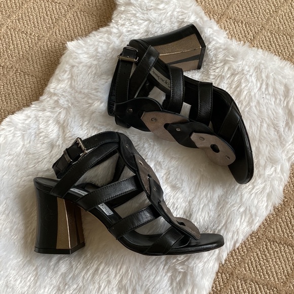 Wow shoes - Picture 3 of 7